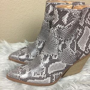 Express Snake print ankle boots size 9